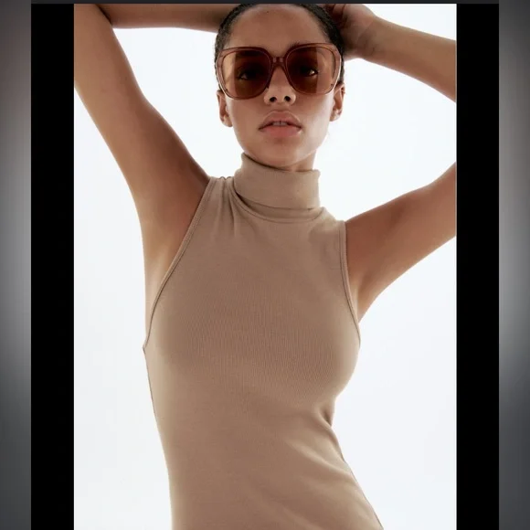 Zara HIGH COLLAR RIB DRESS in LARGE - Picture 5 of 7